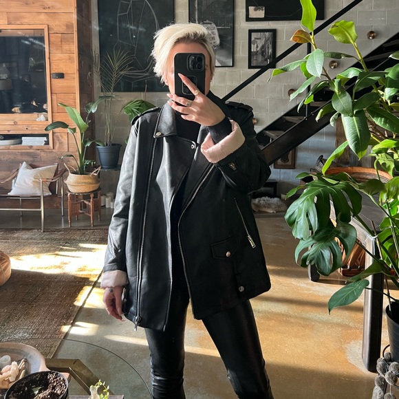 Mango faux leather moto jacket w/ pink satin lining - Picture 5 of 10